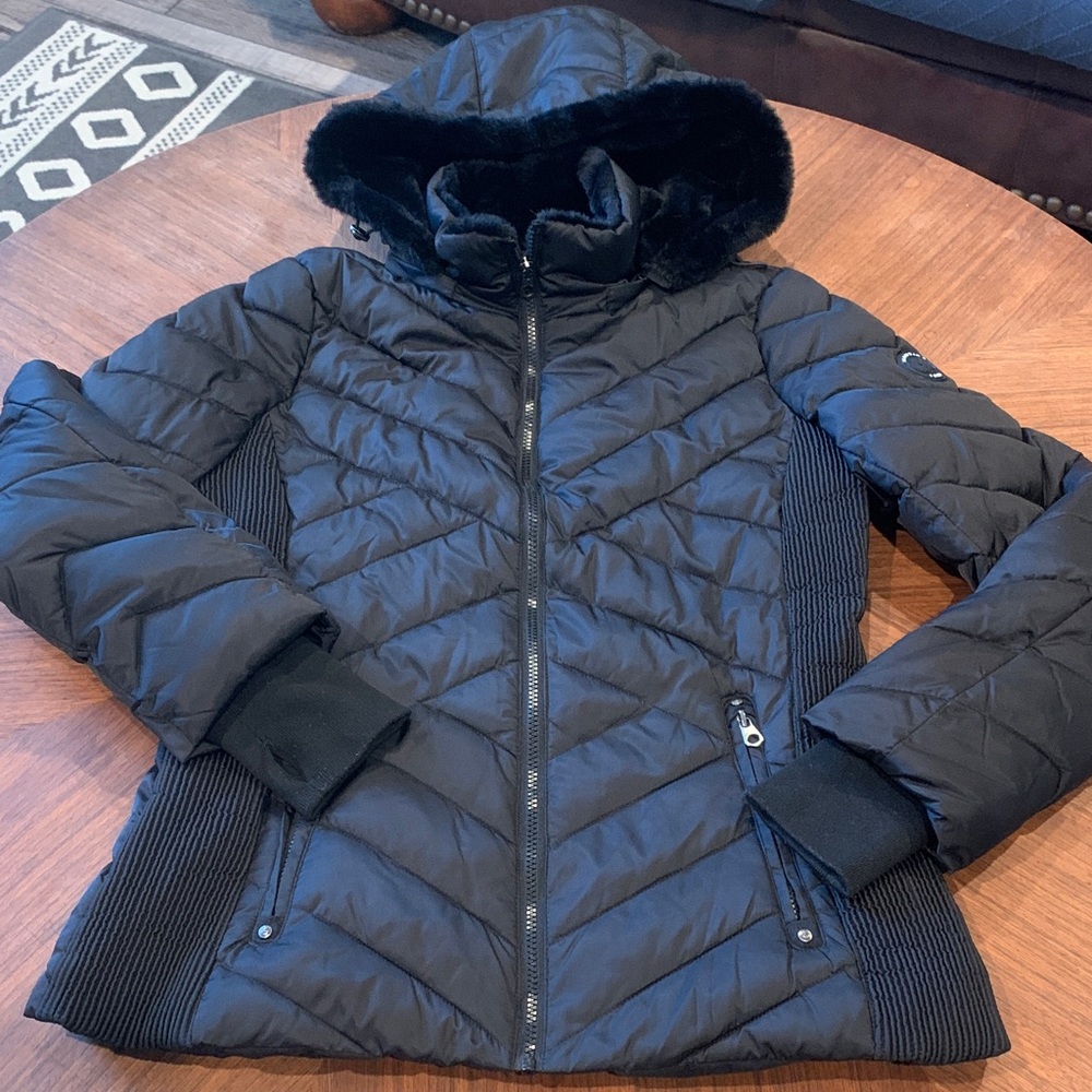 Chic Nautica Black Hooded Puffer Jacket
